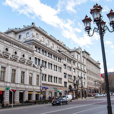 Zharuma Caravan Tbilisi Buitenkant foto