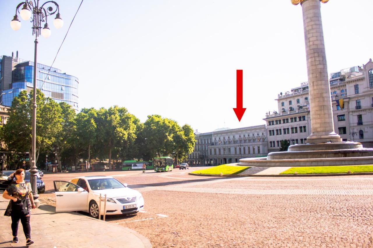Zharuma Caravan Tbilisi Buitenkant foto